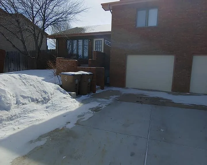1726 Person St — Photo 2