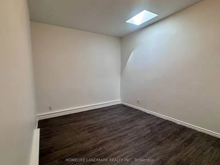450 Spadina Ave #3-2 — Photo 8