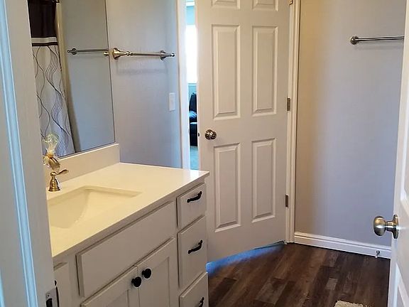 4th image of 3881 E Deloy Dr