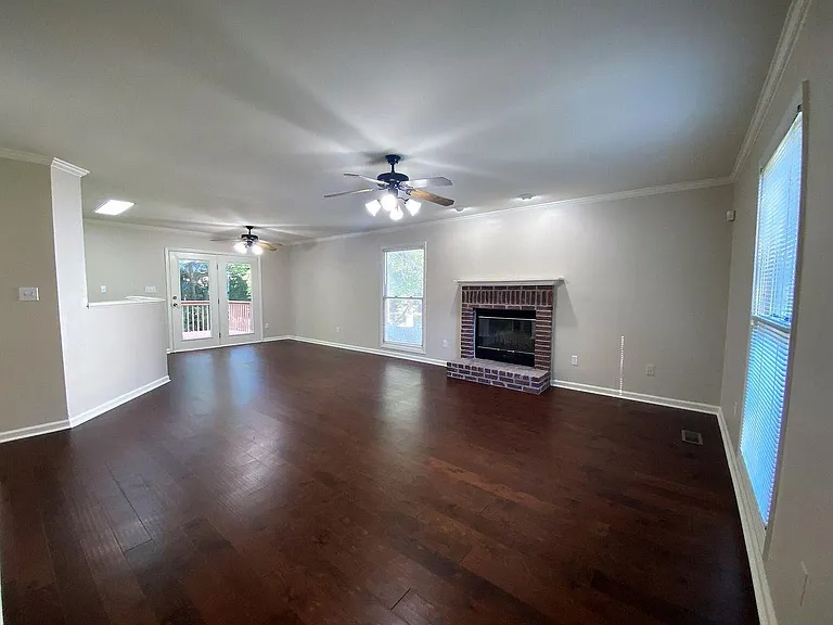 2707 Dee Peppers Dr — Photo 4