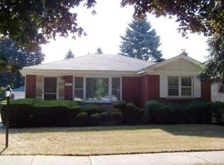 9315 Luna Ave, Morton Grove, IL 60053