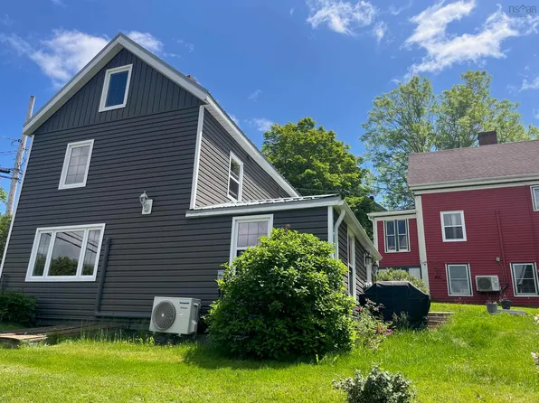57 Main St, Guysborough, NS B0H 1N0