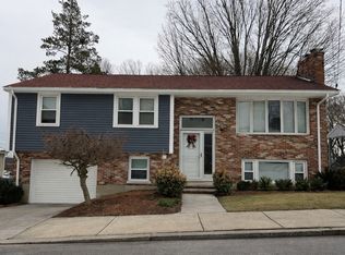 4 Highfield Rd, Roslindale, MA 02131