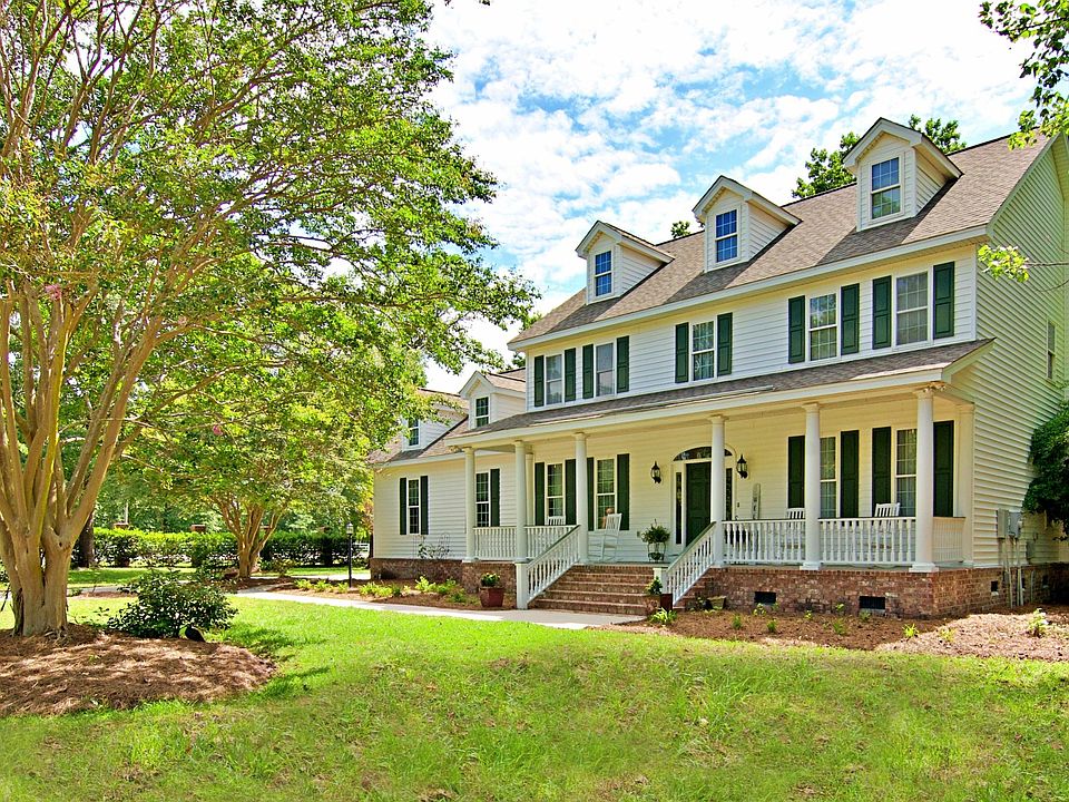 1st image of 100 Rolling Meadows Dr