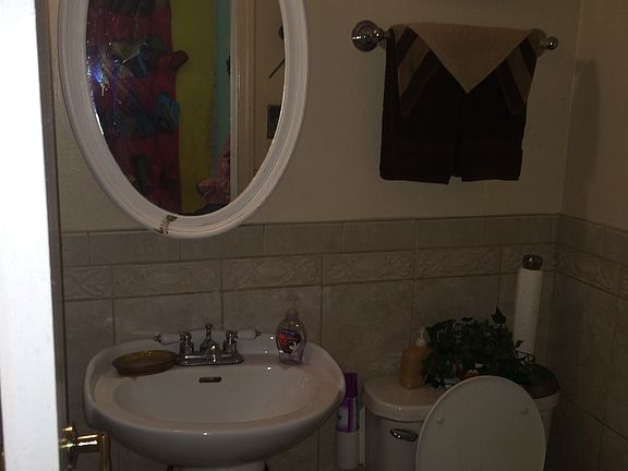 5th image of 4312 Wall Ave