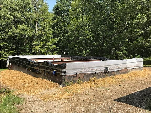 2nd image of 429 Shady Ln