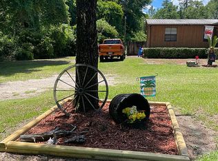 147 Emmett Whaley Rd, Crawfordville, FL 32327