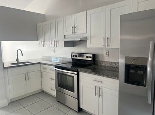 15400 SW 74th Circle Ct APT 204, Miami, FL 33193