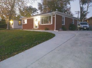 2610 Rapids Dr, Racine, WI 53404