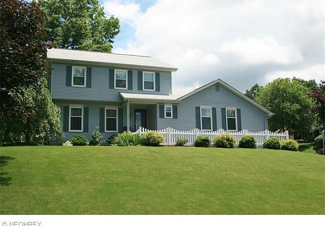 1st image of 501 Woodbury Ct