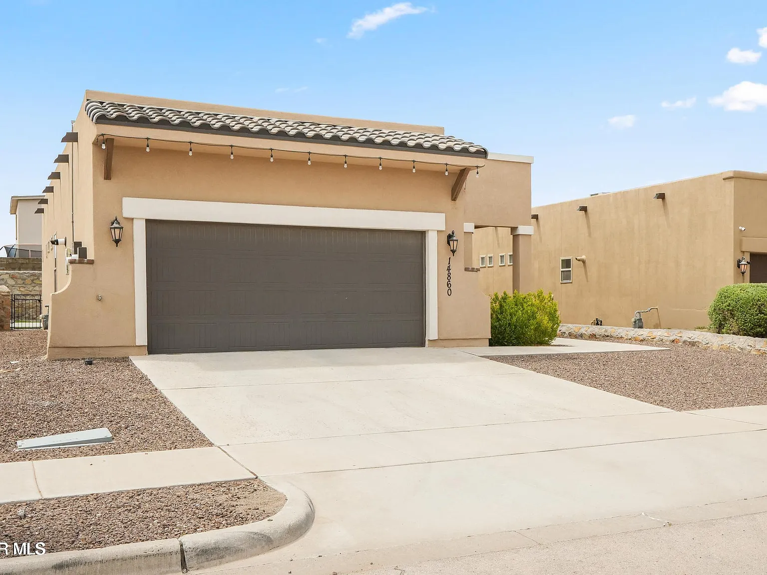 3 bed, 2.0 bath, 1345 sqft, $1,750 — Photo 2