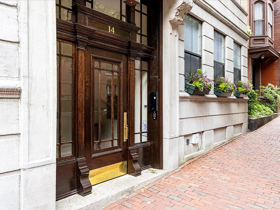 14 Hancock St #4