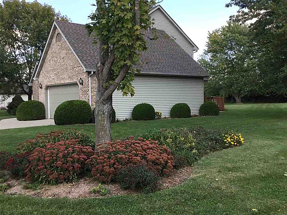 3rd image of 4364 S Willowbrook Ct