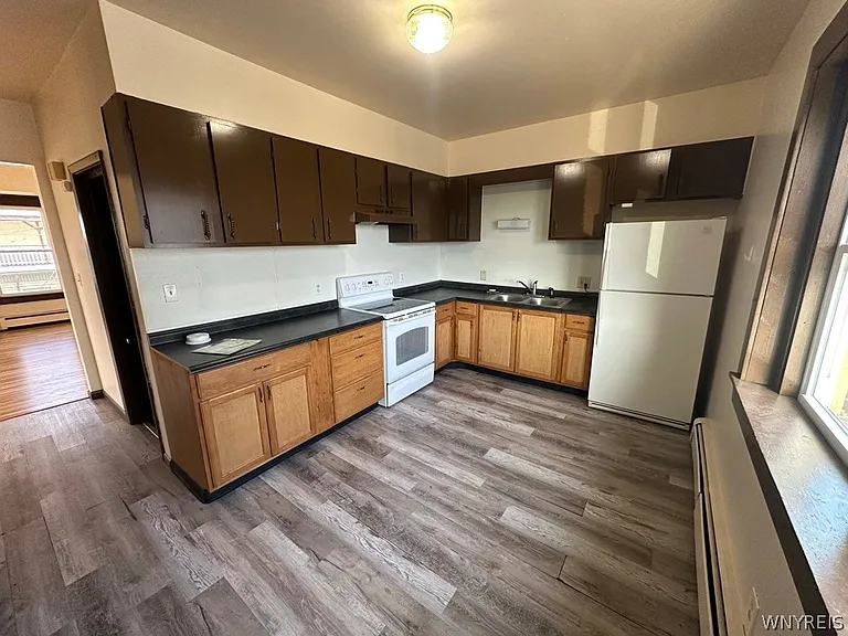 654 Hertel Ave #D — Photo 5