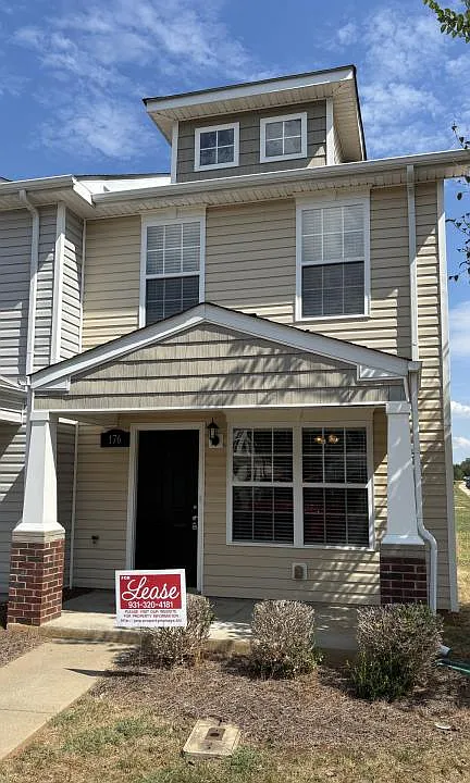 176 Alexander Blvd