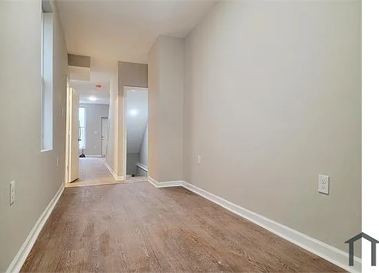 4 bed, 1431 sqft, $2,400 — Photo 3