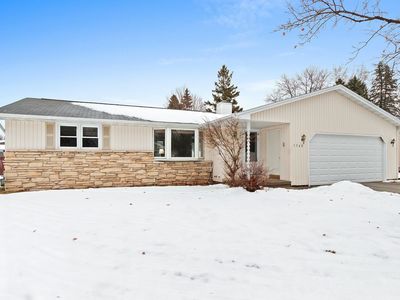 1360 Glen Rd, Green Bay, WI, 54313
