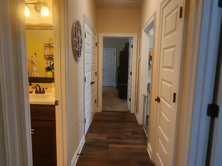 858 Linlen Ave — Photo 23