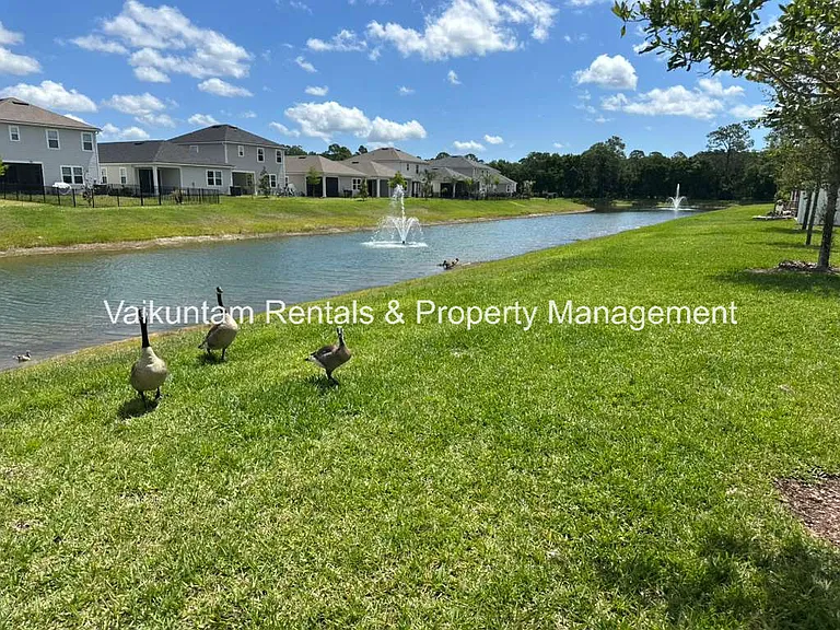 754 Cherry Elm Dr — Photo 33