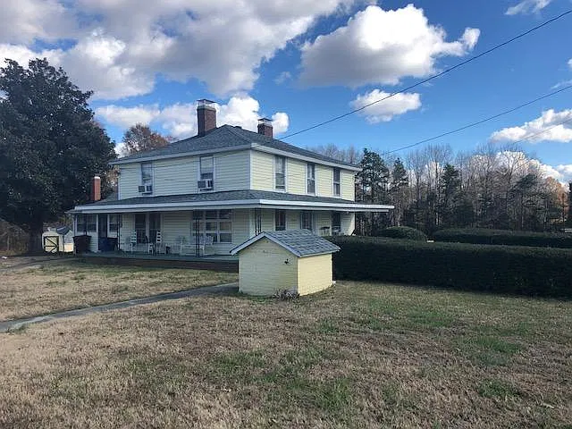 6 bed, 2052 sqft, $1,675 — Photo 4