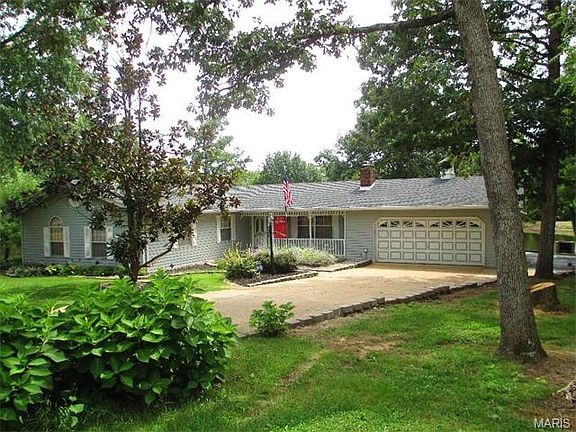 2nd image of 125 Iroquois