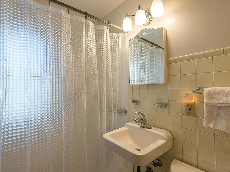 5036 Aldrich Ave N — Photo 7