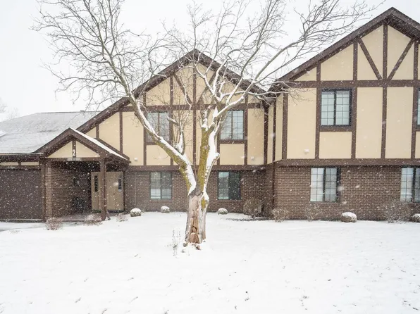 1584 N William Wells Cir, Bluffton, IN 46714