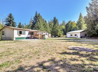 124 Cedar Grove Ln, Port Angeles, WA 98363