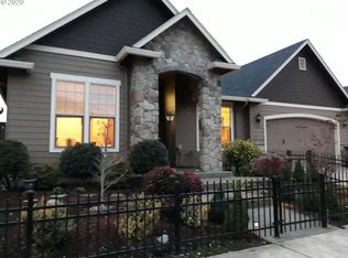 1220 S 41st St, Springfield, OR 97478