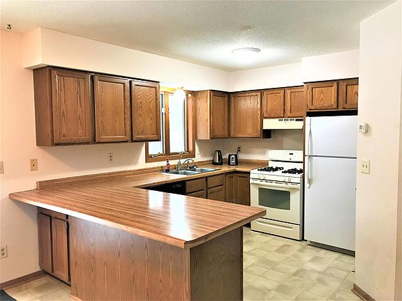 3rd image of 23649 Ambassador Blvd NW