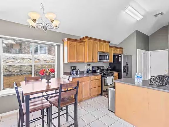 5th image of 7101 Tierra Roja St