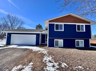 4021 8th Ave, Anoka, MN 55303