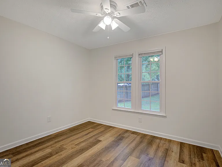 220 Fontaine Way — Photo 27