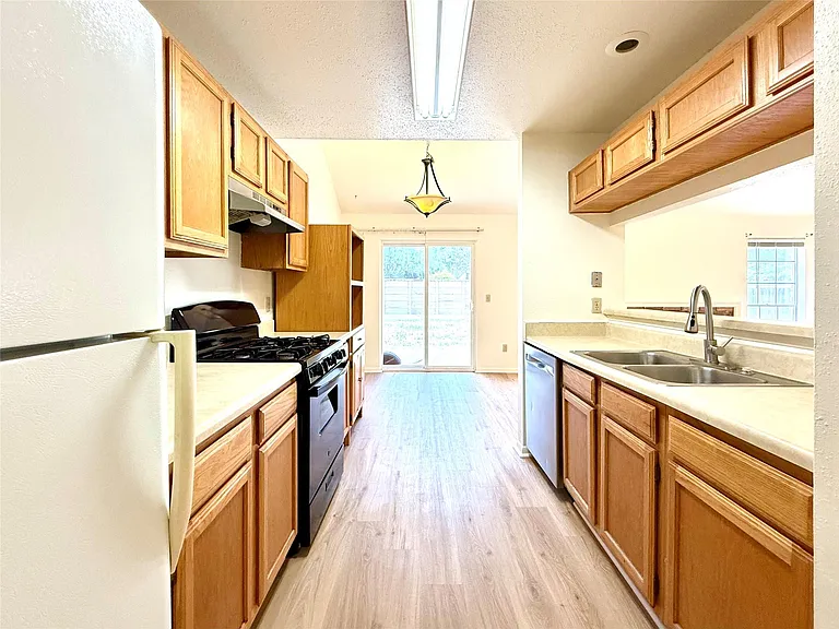 9631 Secretariat Dr — Photo 11