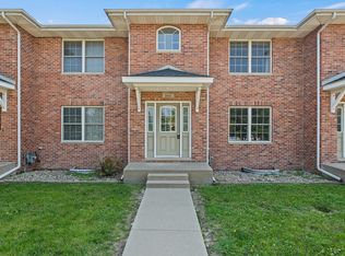 1610 Belclare Rd, Normal, IL 61761