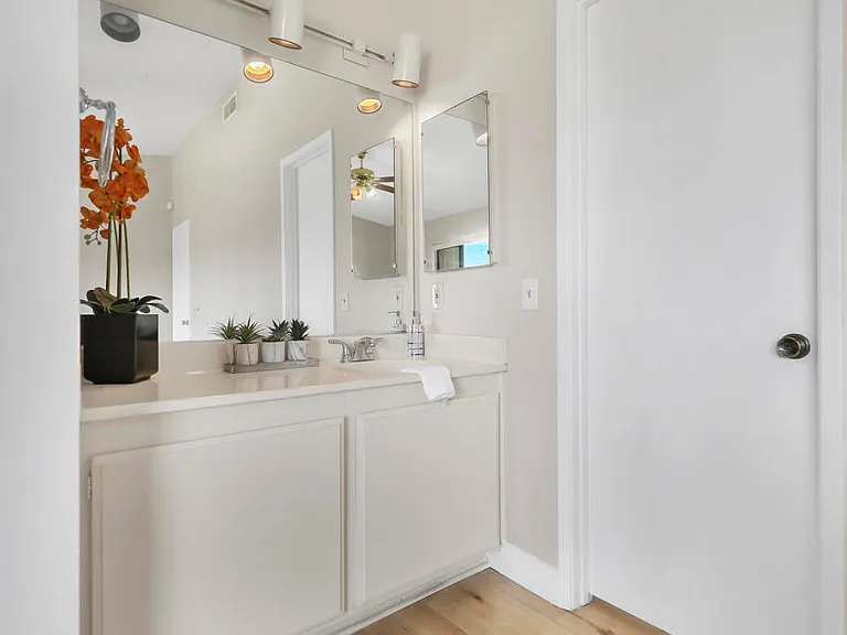 74237 Catalina Way — Photo 27