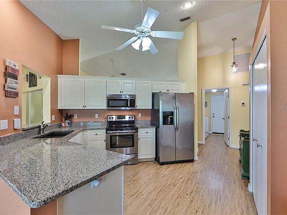 2nd image of 611 Winterbrooke Way