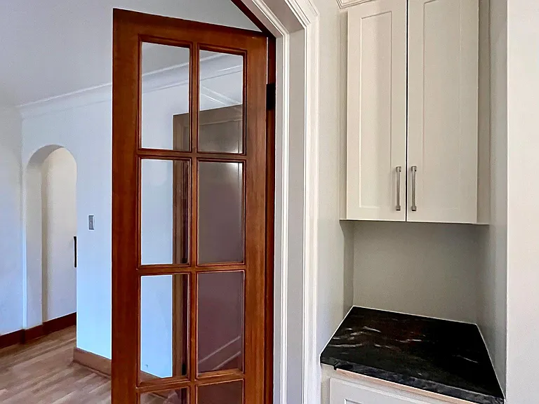 224 E Pine St #6 — Photo 11