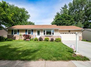 202 Evergreen Ave, Morton, IL 61550