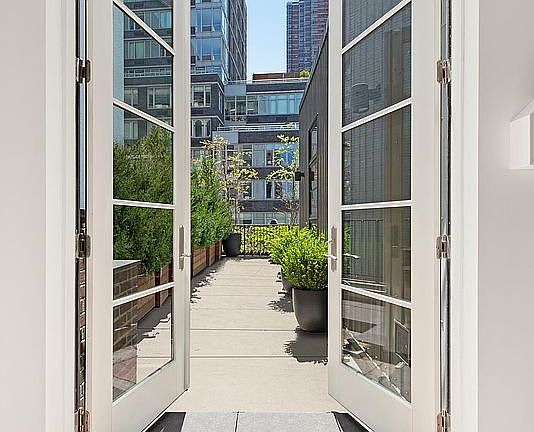 5th image of 87 Leonard St Unit Penthouse A