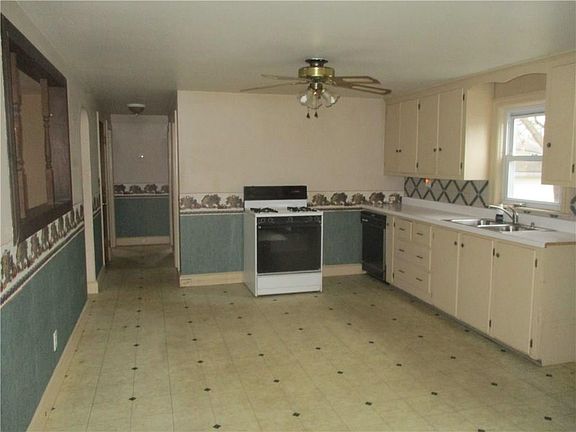 3rd image of 7 Chandler St