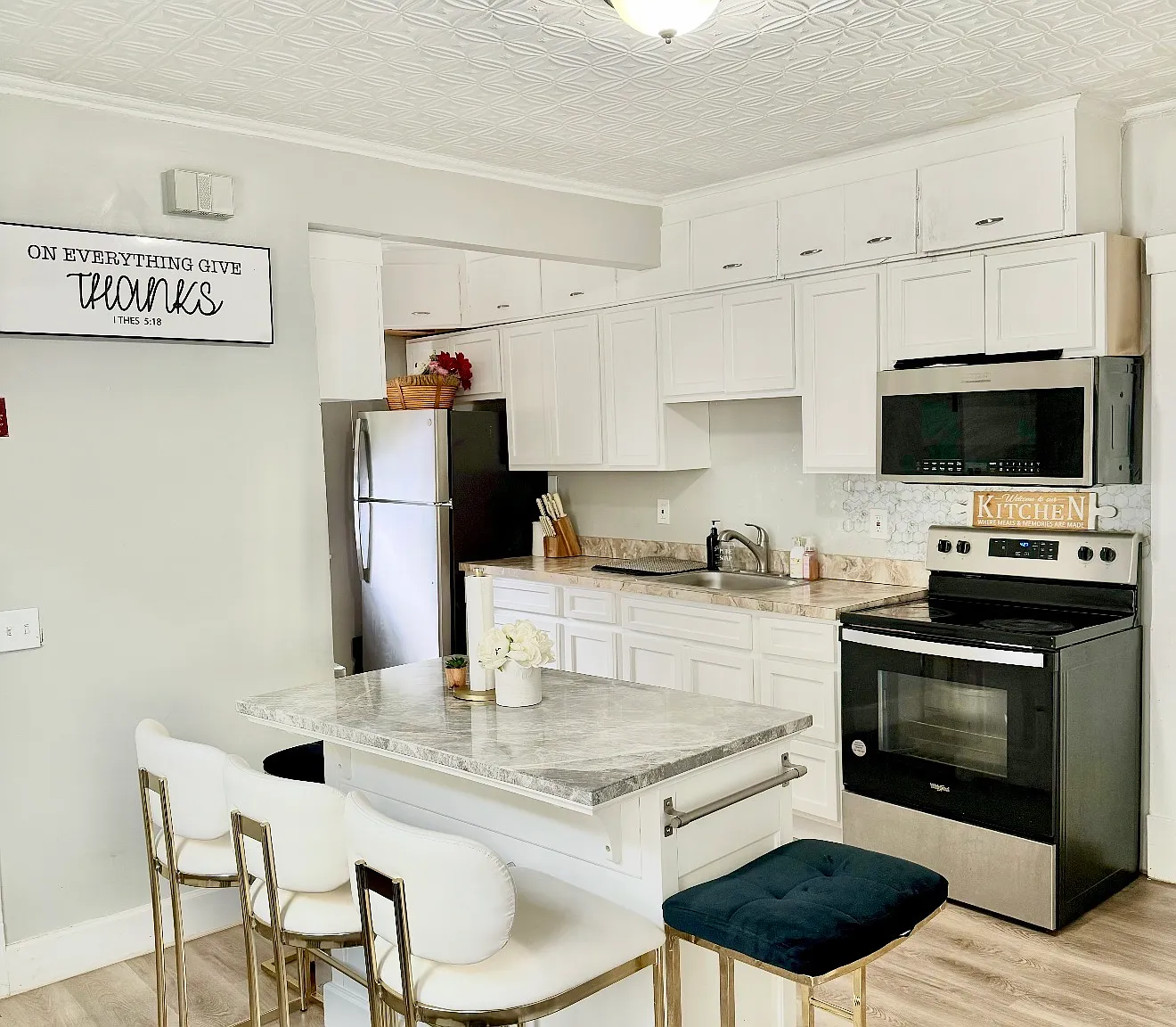 3 bed, $2,400 — Photo 3