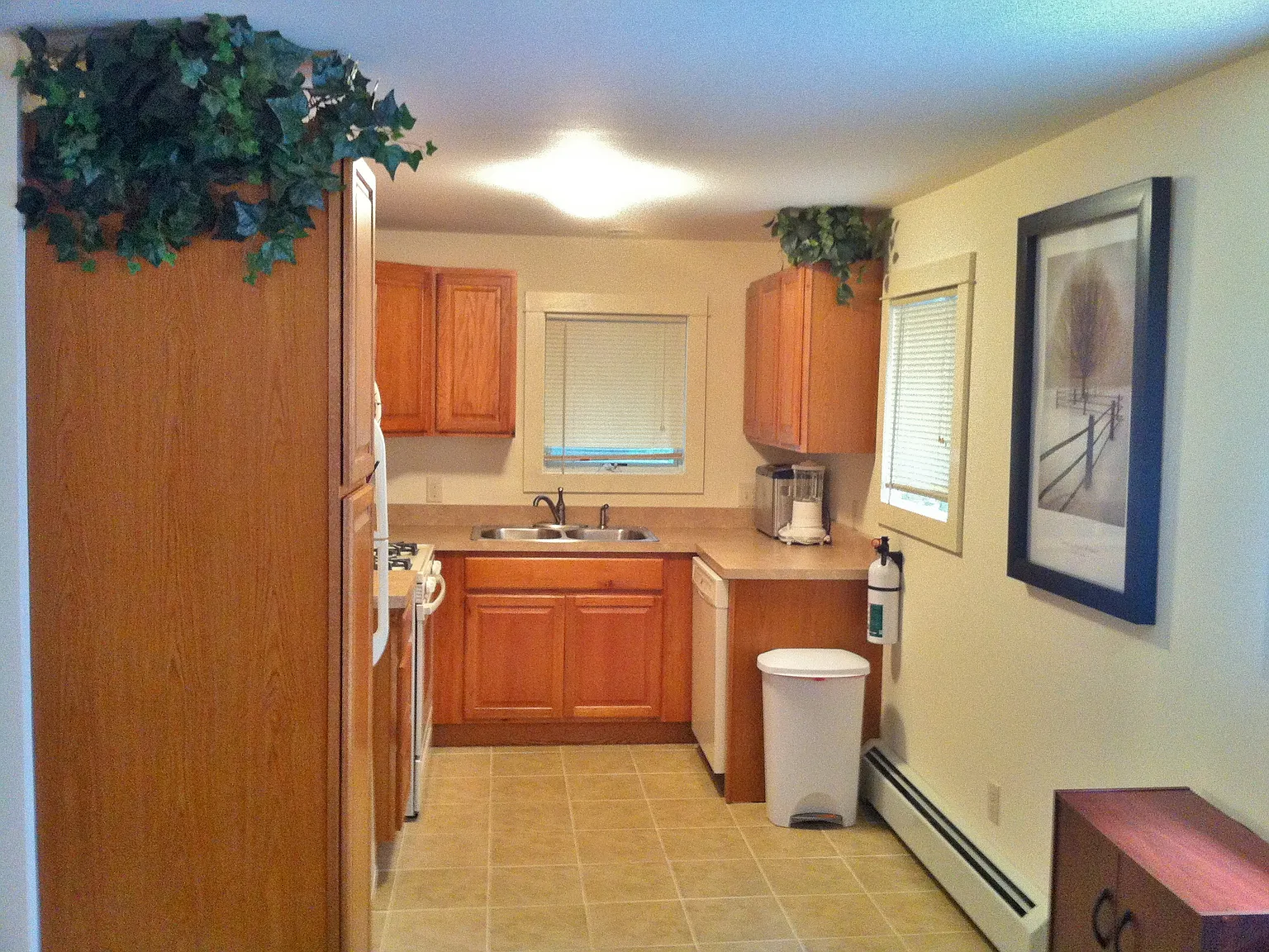 208 Williams Street - 2 — Photo 4