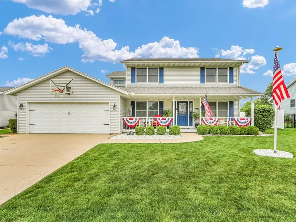 705 Northridge Dr, Mahomet, IL 61853