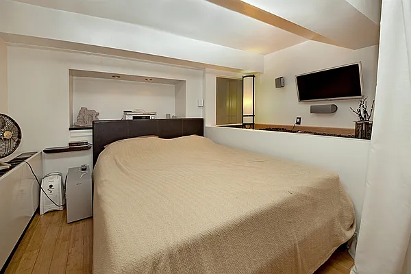 Sold by Corcoran | media 3