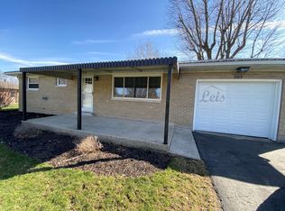 105 Hickory Dr, Greenville, OH 45331