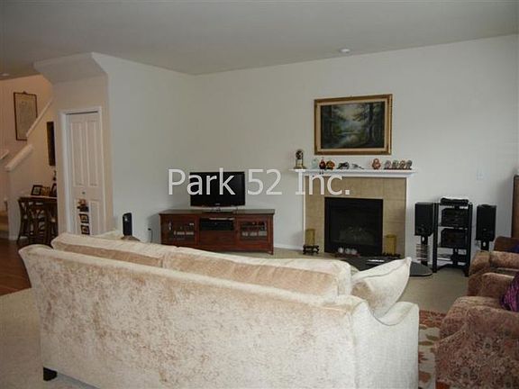 3rd image of 18246 72nd Ave E