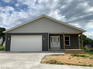 405 Thorn Way, Doylestown, OH 44230