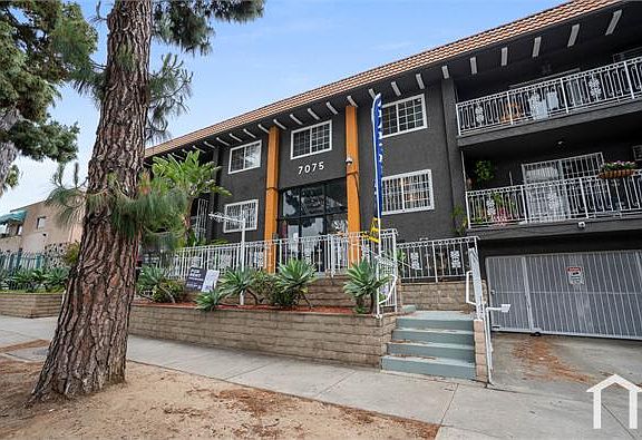 2nd image of 7075 Lanewood Ave