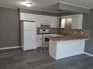 407 Park St APT A, Springdale, AR 72764